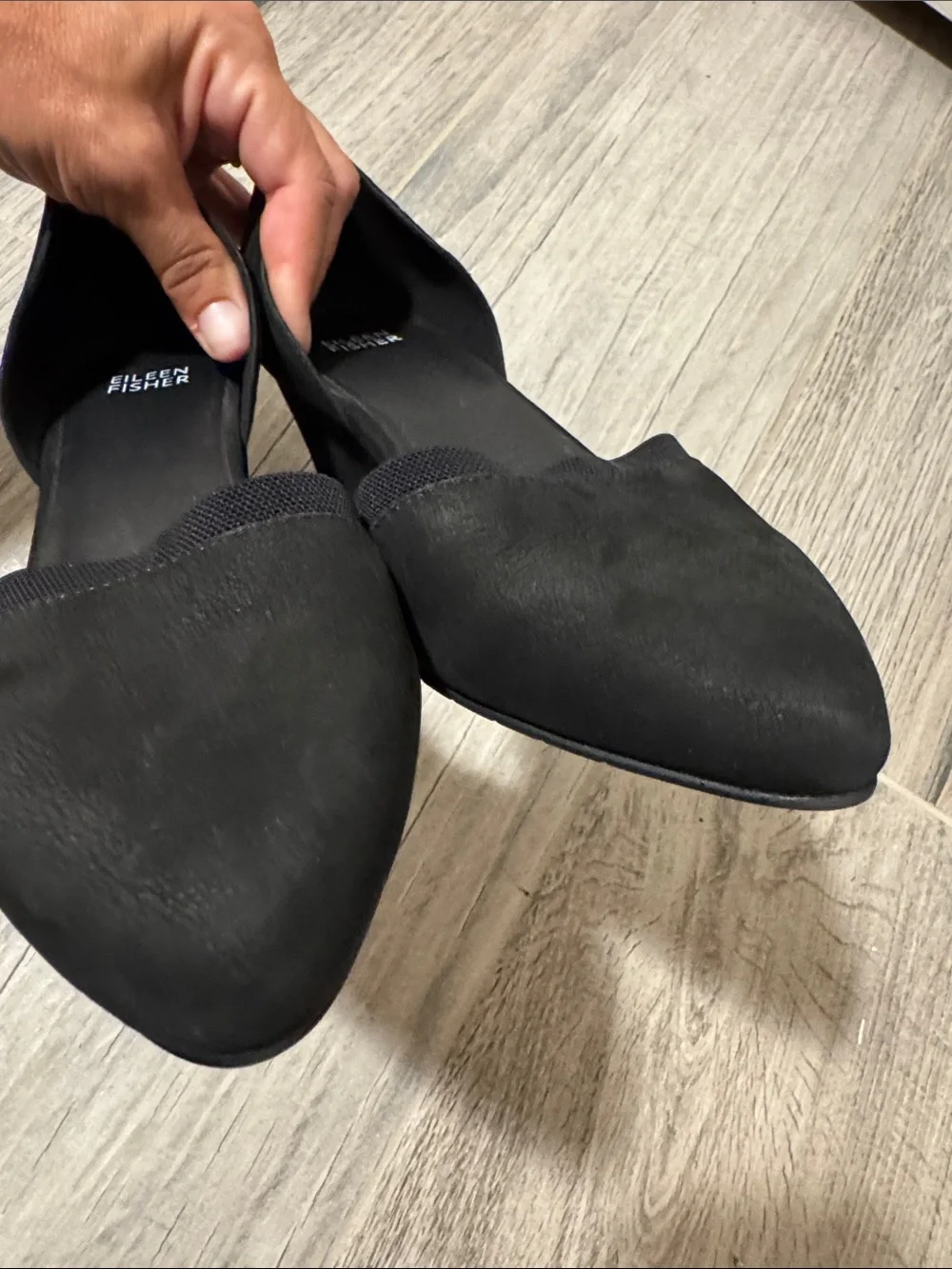 Eileen Fisher Black leather low heel pump